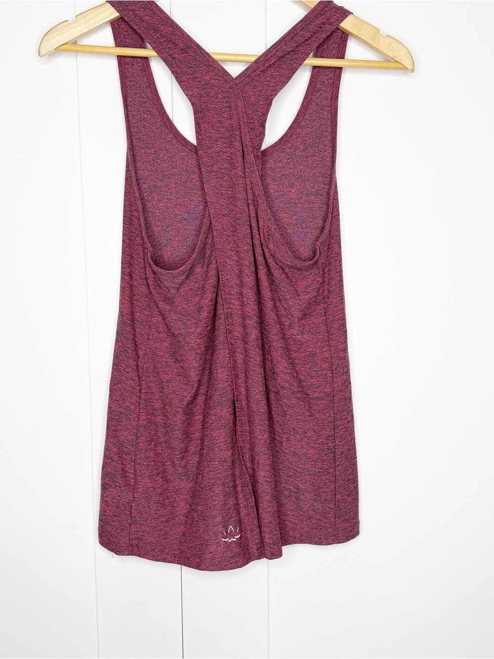 Beyond Yoga Spacedye Crisscross Back Tank Top small Heather raspberry red yoga - Picture 3 of 8